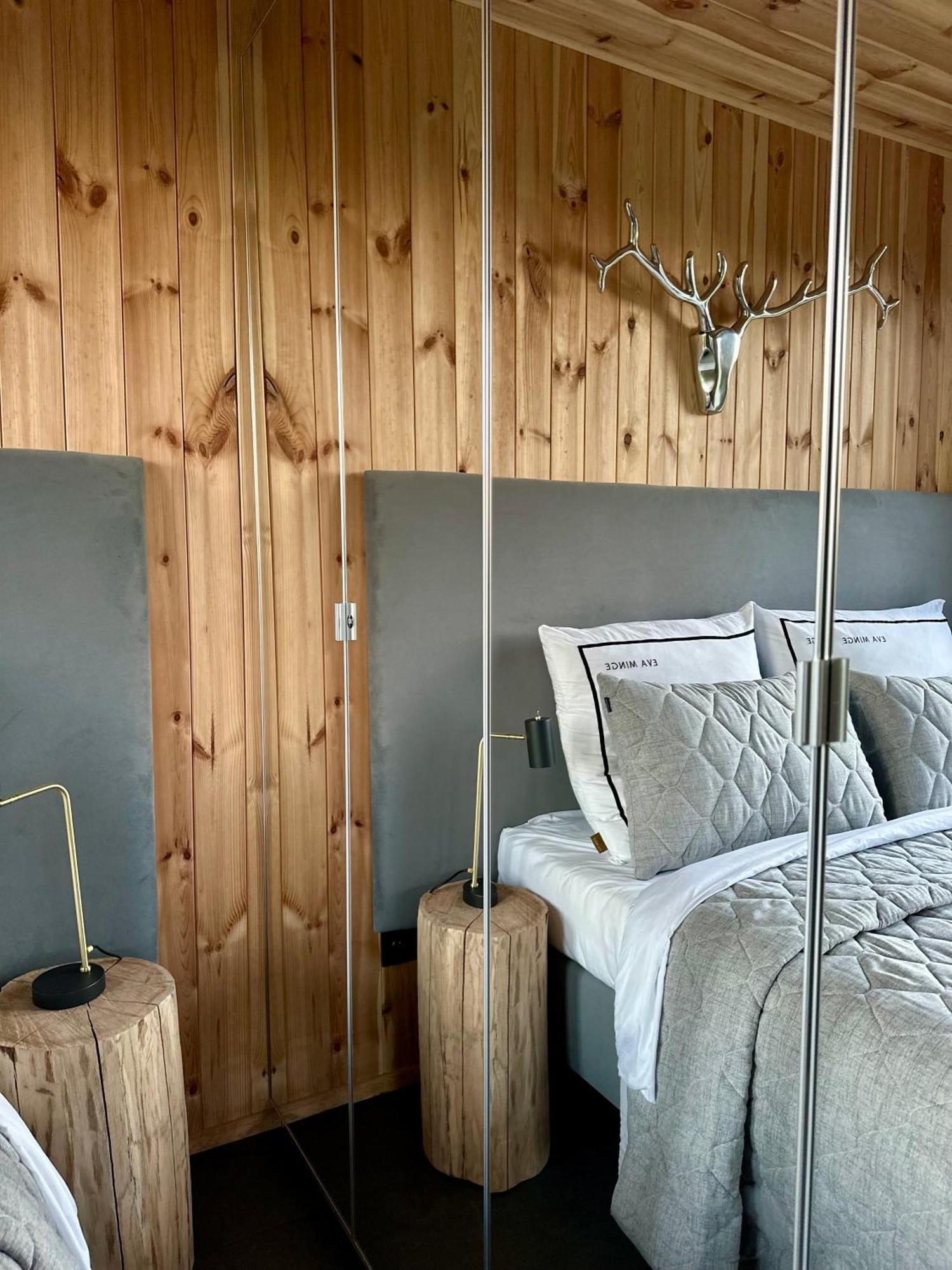 Brown Deer - Z Sauna Na Tarasie, Jacuzzi I Widokiem Na Gory - By Deer Hills Luxury Apartments Kocon Eksteriør billede