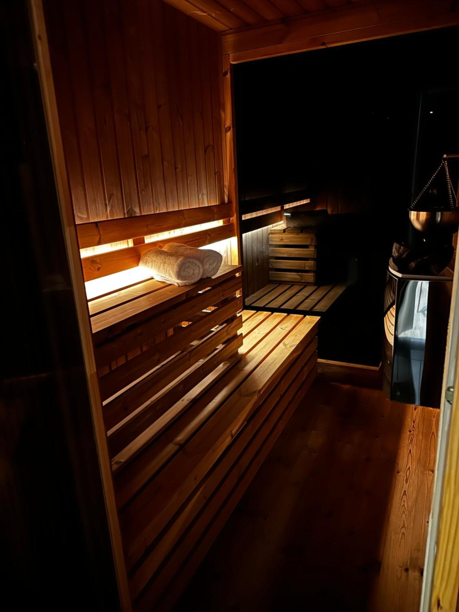 Brown Deer - Z Sauna Na Tarasie, Jacuzzi I Widokiem Na Gory - By Deer Hills Luxury Apartments Kocon Eksteriør billede